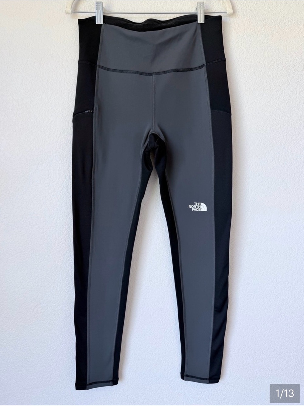 The North Face Women’s— Grey & Black Performance Leggings— Medium